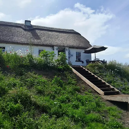 Riversuir Thatch Holiday home Holycross